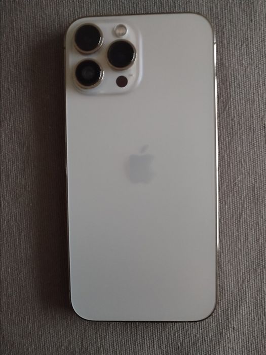 Продавам IPhone 13 pro max