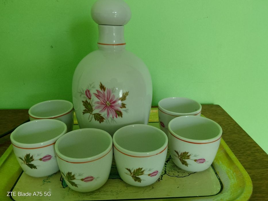 Порцеланови и керамични сервизи  за ракия