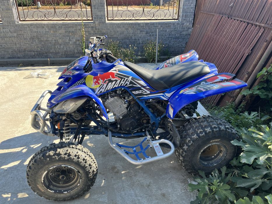 Yamaha Raptor 660