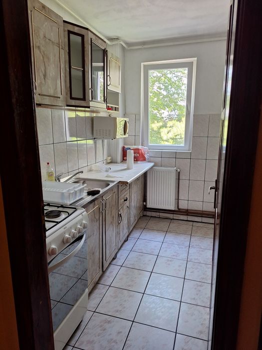 Inchiriez apartament 2 camere