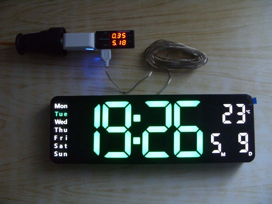Голям електронен чaсoвник DS-6629, с термометър и дистанционно