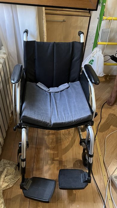 Инвалидная коляска