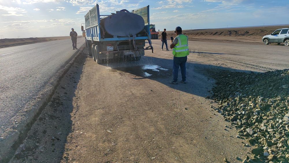 Водовоз,  поливалка