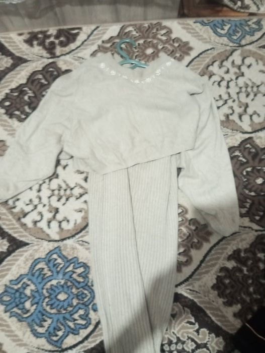 Ayollar kiyimi va sarafan obodok