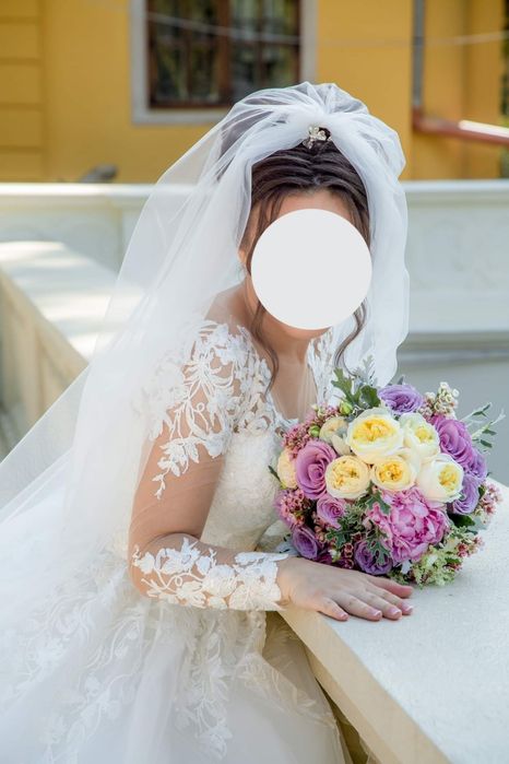 Rochie de mireasa printesa + voal model Vladiyan