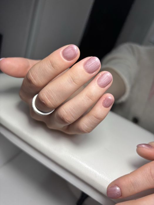 Маникюр и педикюр