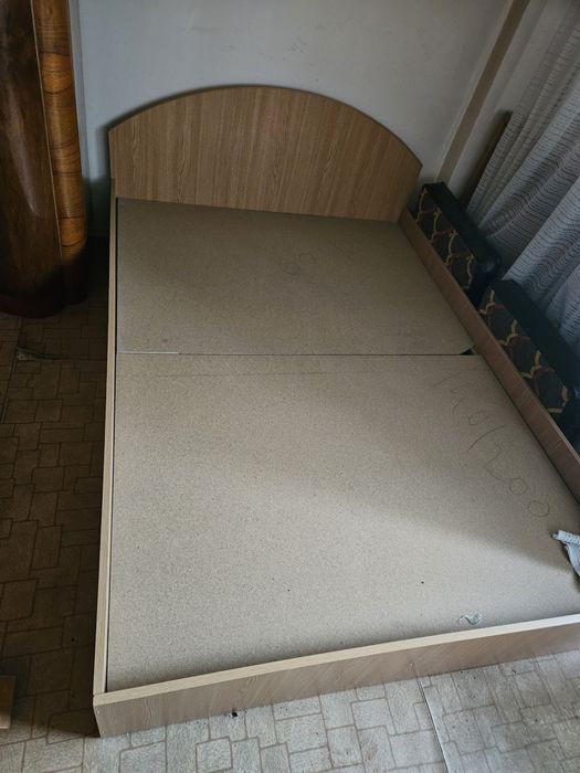 Dormitor cu saltea