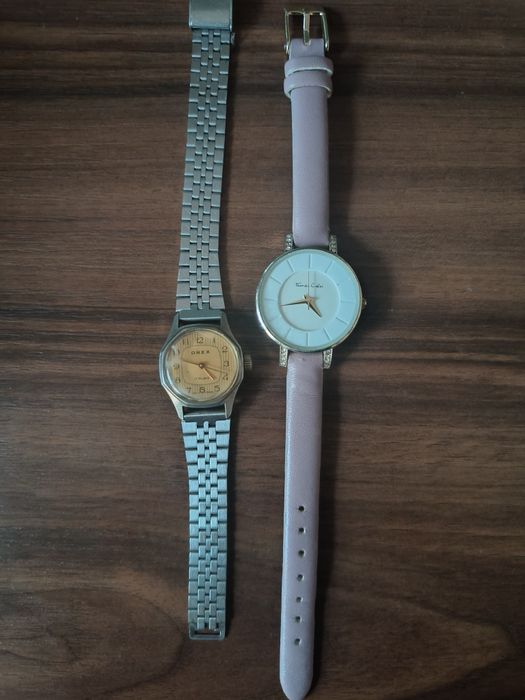 Vând două ceasuri mecanic și Quartz