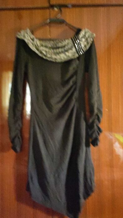 Ефектни дамски рокли