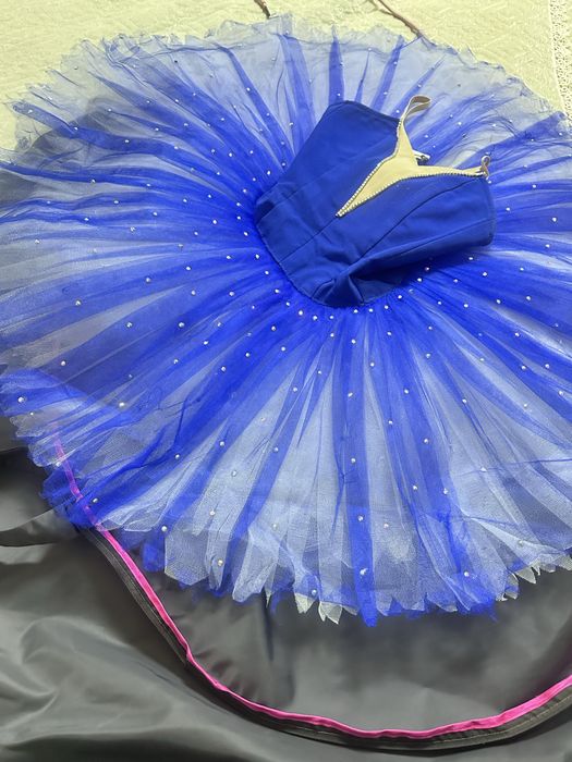 Платье и чехол это балетная одежда