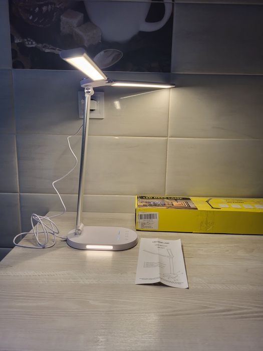 Lampa birou skyleo