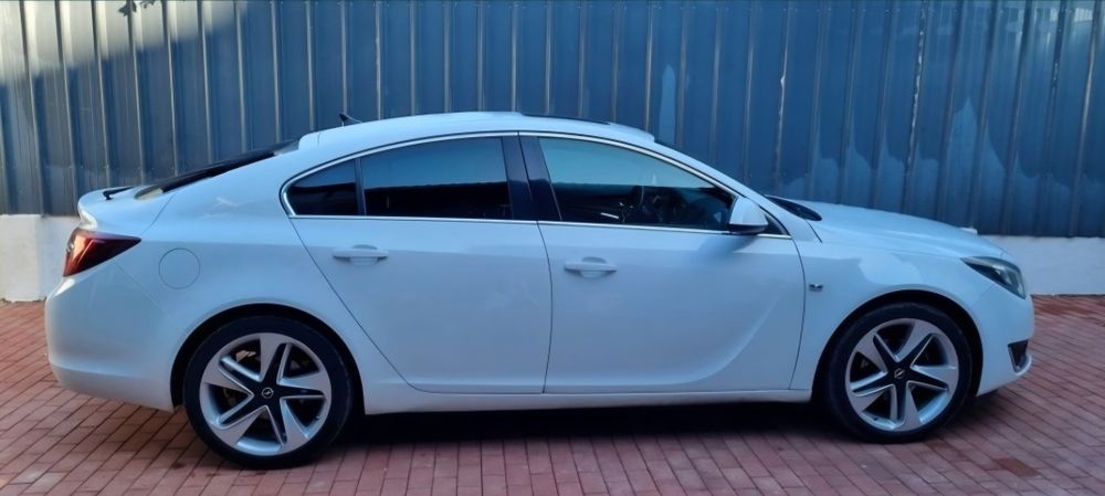 Opel Insignia 2.0