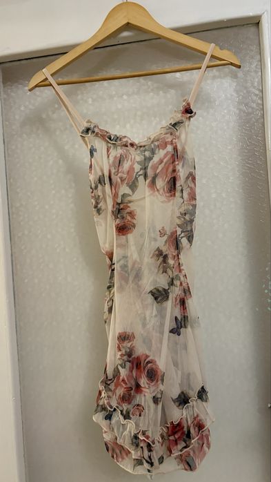 Нощница/рокля с рози