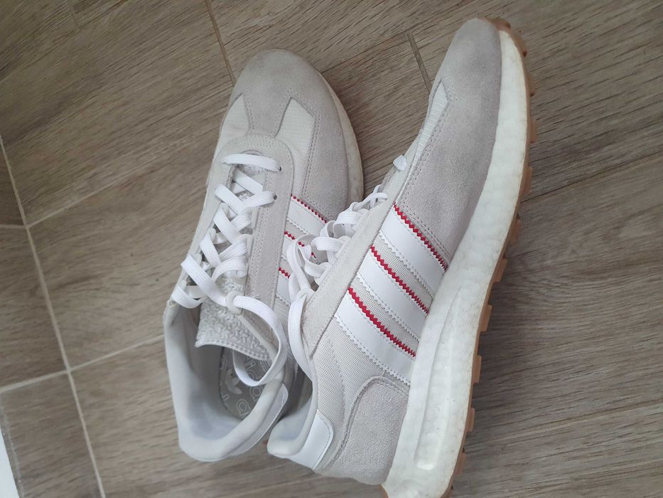 Маратонки Adidas Retropy E5