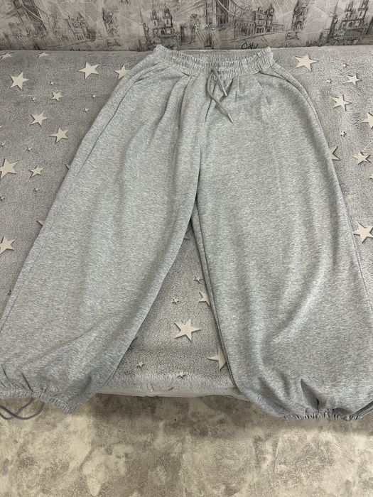 Продам спортивный костюм