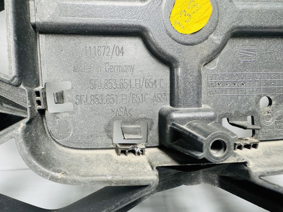 Grila radiator Seat Tarraco cod 5JF853654