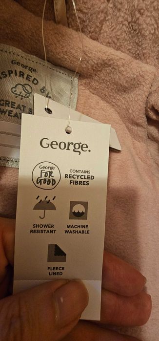 Космонавт  George  2-3 г