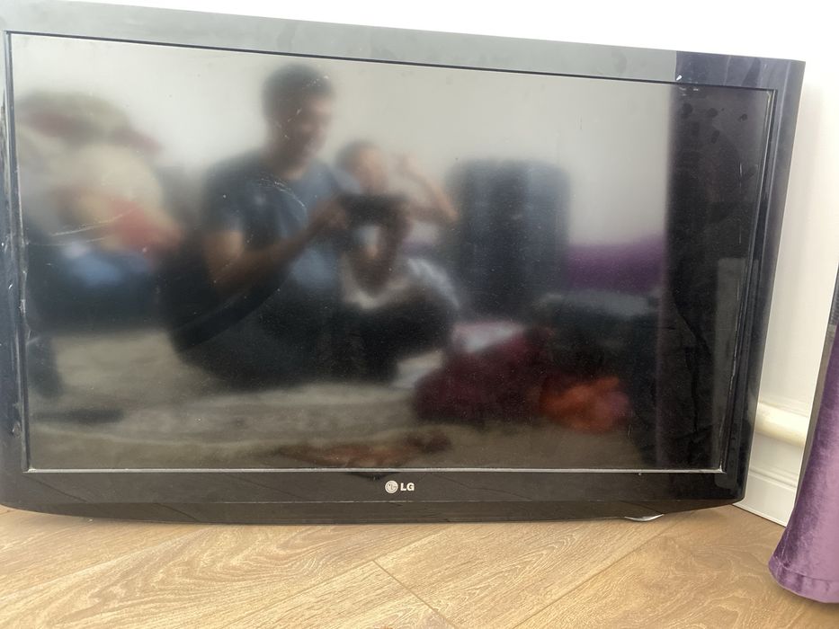 Телевизор LG 43LH22RC