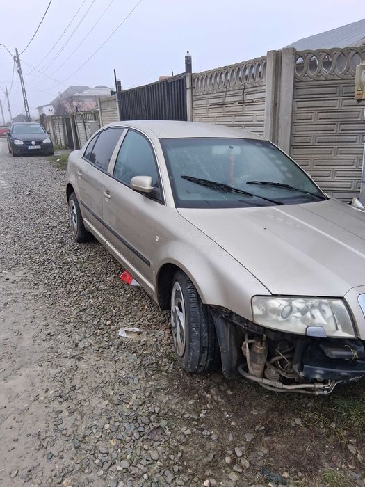 Vand skoda superb pt piese