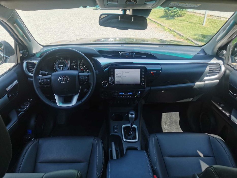 Toyota Hilux 2.4 D/AT Executive