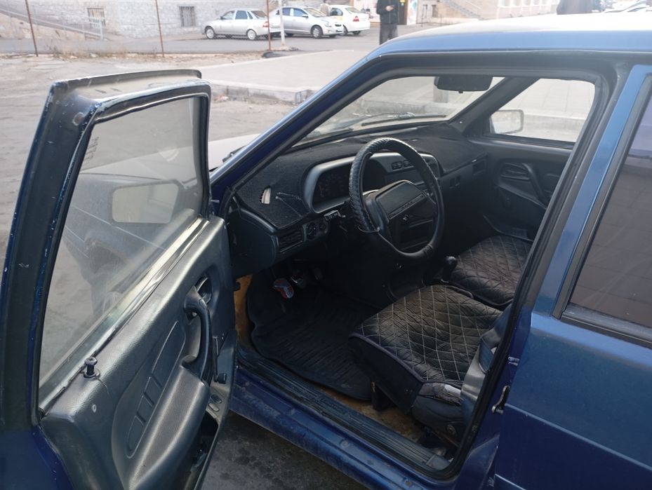 Автомобиль Ваз 2115