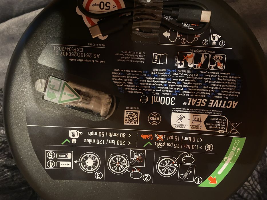 Compresor bmw mai multe detali jos