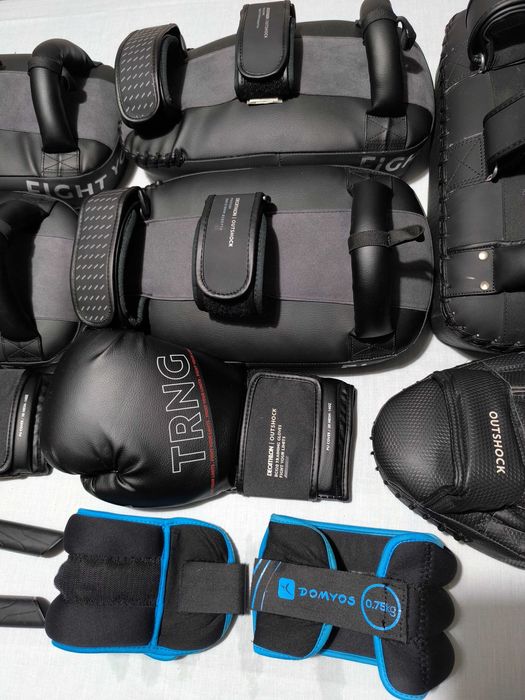 Lot echipament,accesorii protectie kickboxing/muay tai,MMA,BOX,fitness