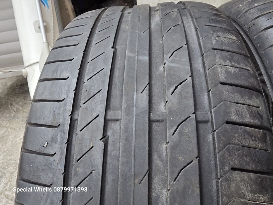 235/45R17 Continental