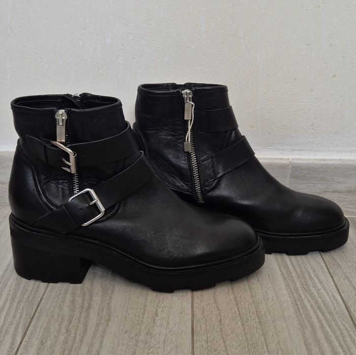 Ghete Janet & Janet marimea 39