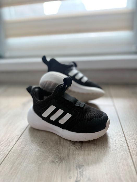 Обувки за момченце /В добро състояние/ Цена на всеки чифт в описанието!