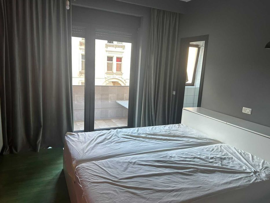 Apartament boem 2 camere | Bloc Zodiac, Calea Dorobanți (5 min metrou Romană) – Întreținere cu cost fix lunar
​Descriere: