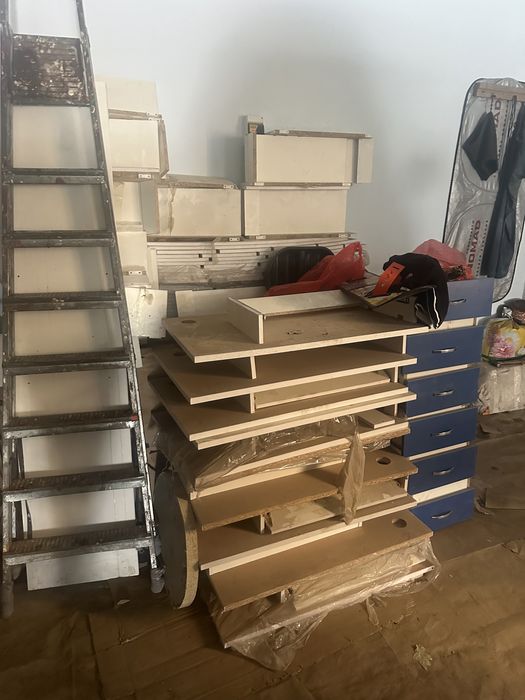 Продам новые материалы для мебель