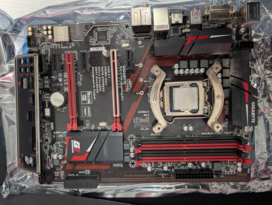 Placa de baza GA-Z170 + procesor i5 + 16 gb ram ddr 4