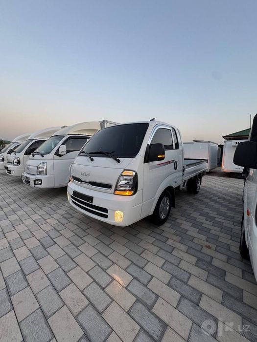 Kia bongo 3 2025