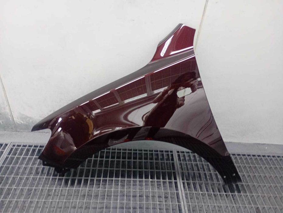 Aripa Fata Stanga Hyundai Santa-Fe 2005-2009 (5J (Rosu / Visiniu))