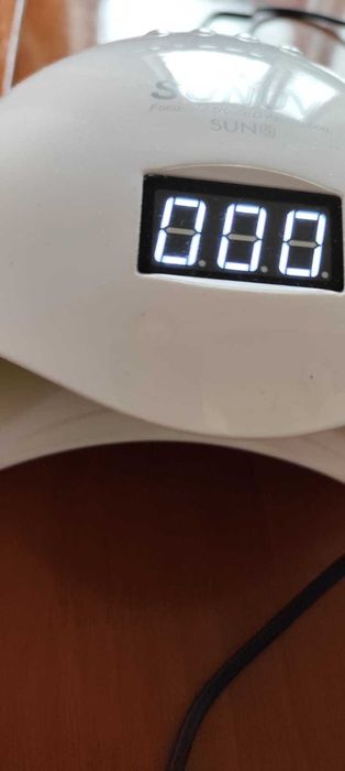 Продам лампу для маникюра