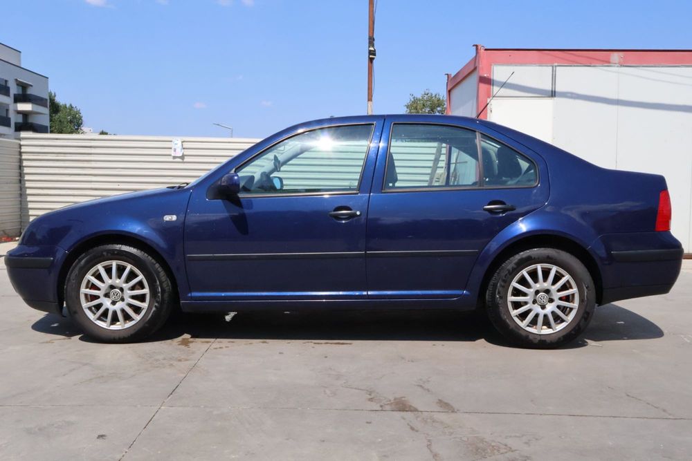 VOLKSWAGEN Bora 2001 — imagine 2