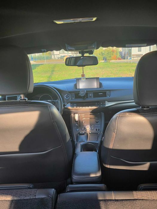 Lexus CT 200h F SPORT | 2016 | Hybrid | Automat | Unic proprietar RO