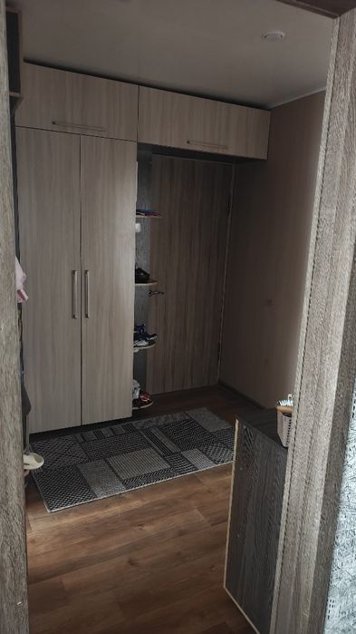 Продам квартиру трёхкомнатная.