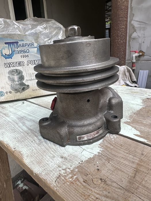 Водяной насос/помпа для двигателя Д-240/Д-245