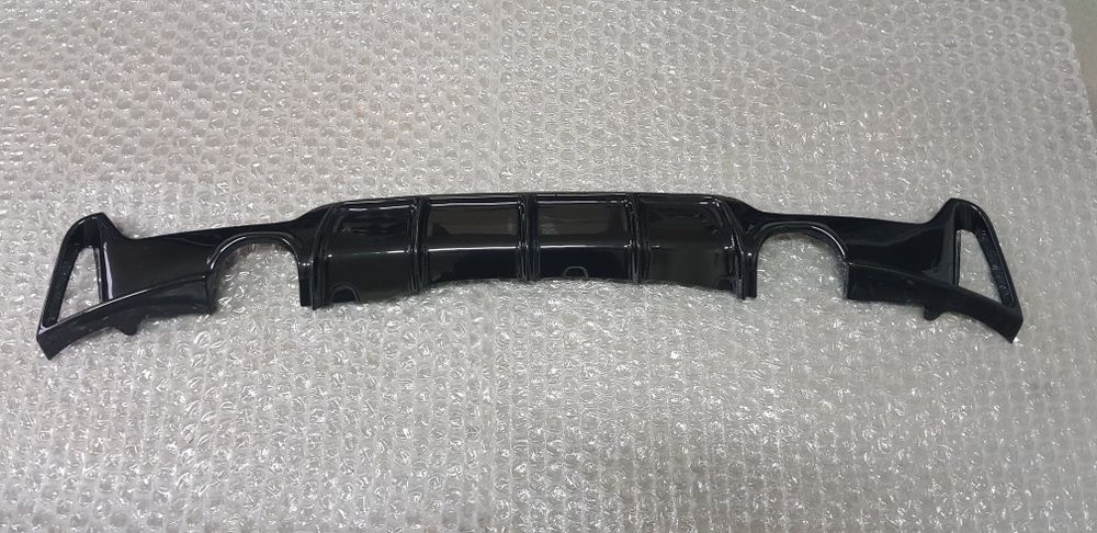 Дифузьор / добавка за задна броня за БМВ Ф32-Ф36 / BMW F32-F36