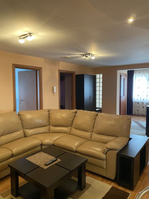 De închiriat – Apartament 3 camere, Râmnicu Vâlcea