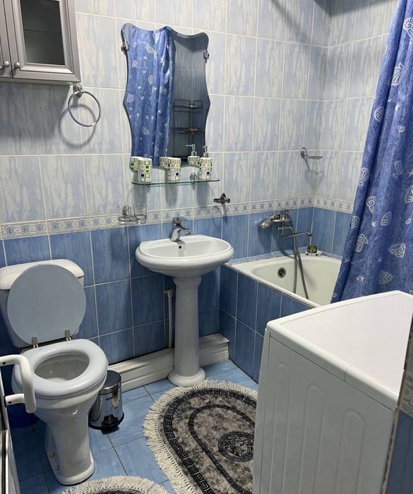 Срочно! Квартира на Ц6 1*2/4/4 общ пл 44м с обстановкой