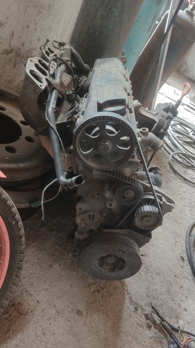 Двигатель Ауди с4 2.3