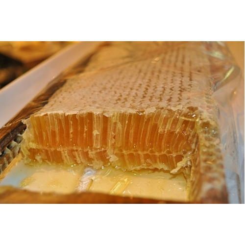 Пчелен Мед в Пита.