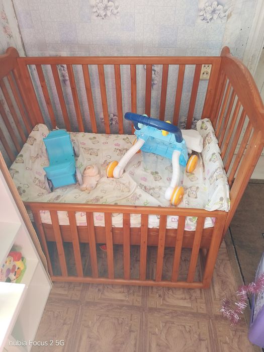 Отдам даром кроватку