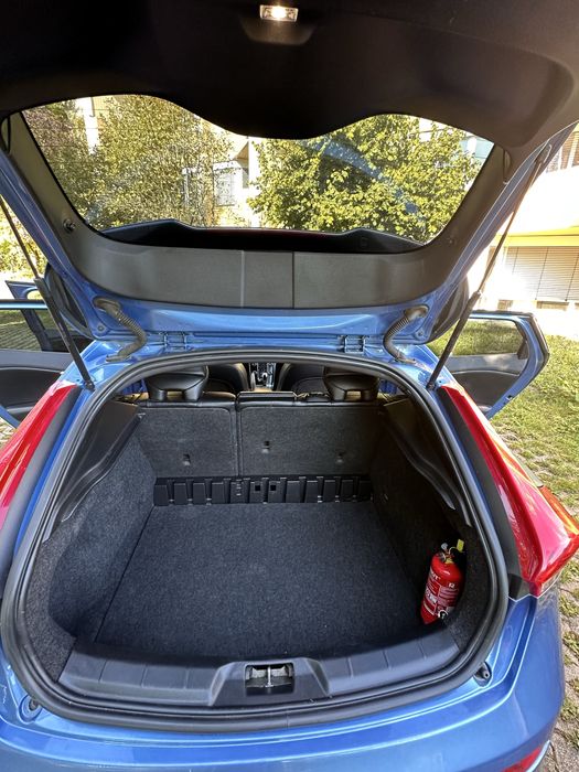 Volvo V40 Masina personala ..Detin facturi la toate piesele schimbate !