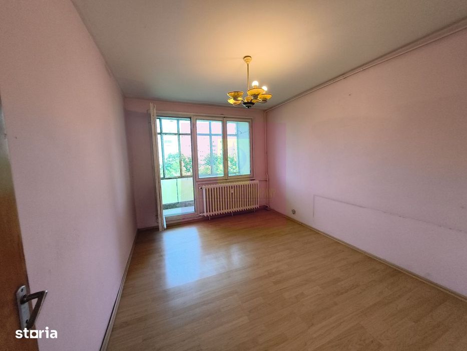 Drumul Taberei - Valea Ialomiței,  Apartament 3 camere în Bloc P+4