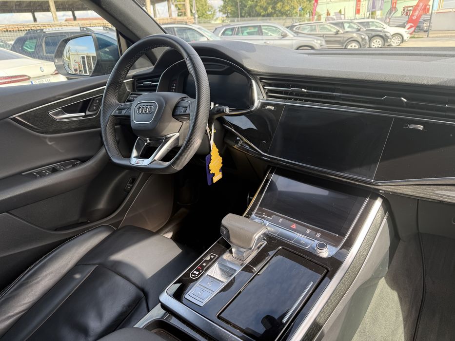 Audi Q8 Quattro Sline