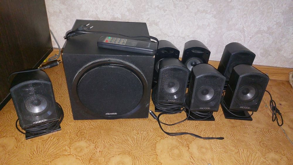 Колонки с усилительем